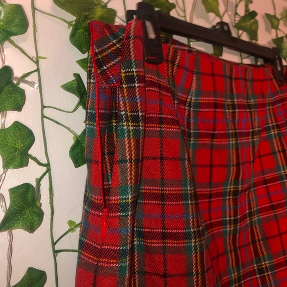 Vintage Plaid Skirt - Picture 3 of 4